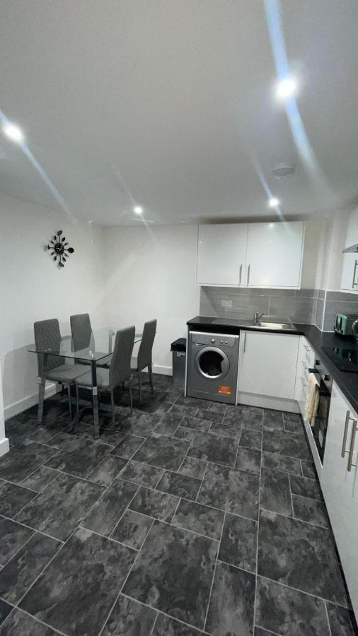 2 Bed Room Luxury Apartment In Old Kent Road Londra Exterior foto