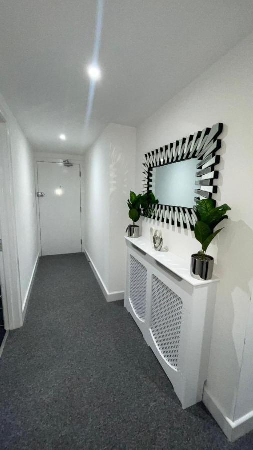 2 Bed Room Luxury Apartment In Old Kent Road Londra Exterior foto
